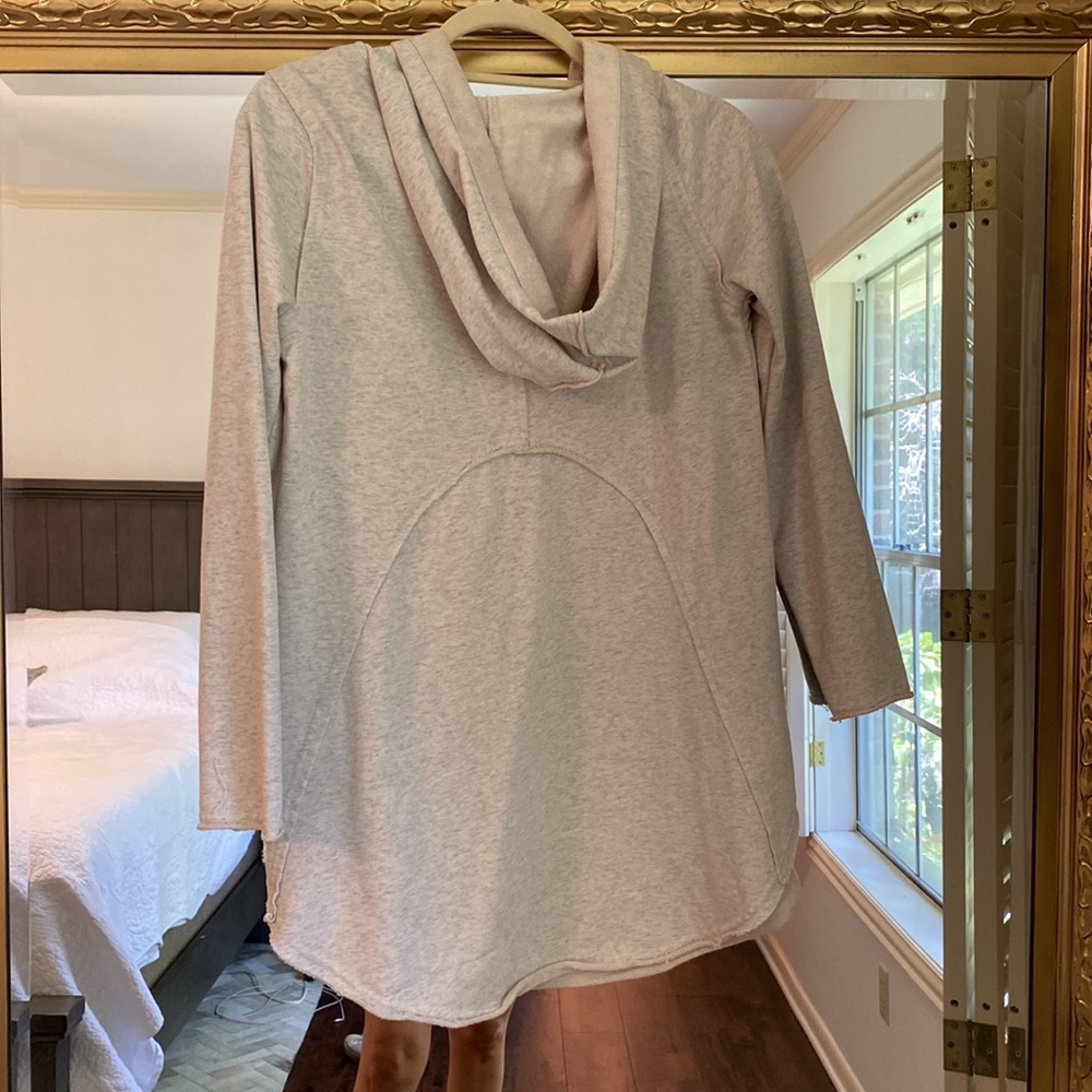 Doe & Rae Hoodie - Picture 5 of 5